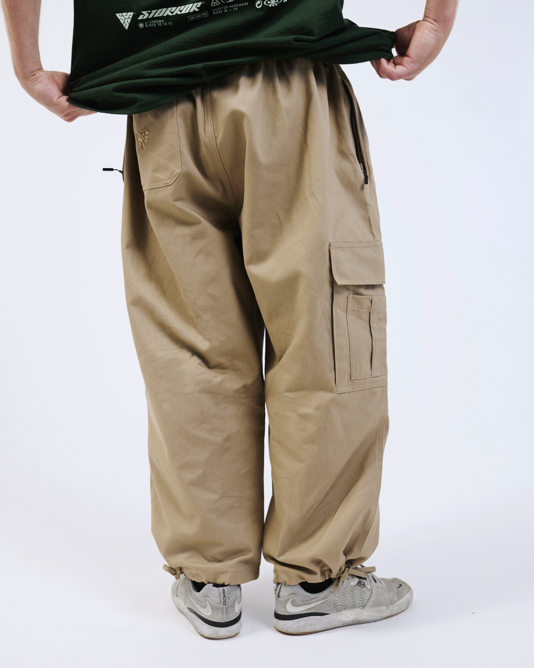HARDWARE CARGOS