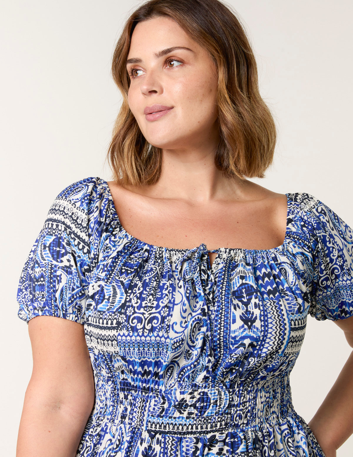 Curve Scoop Neck Midi Dress