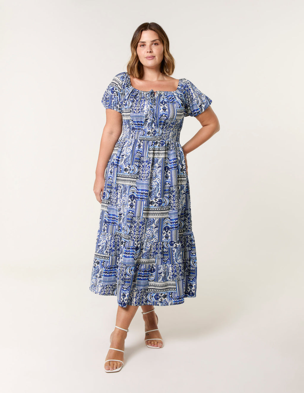 Curve Scoop Neck Midi Dress