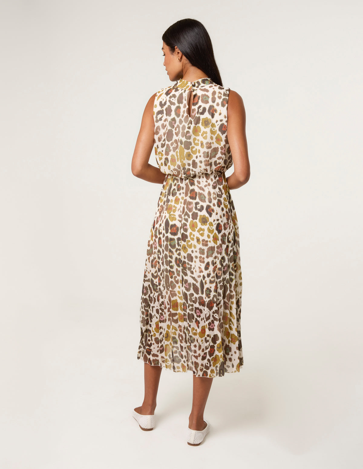 Abstract Leopard Print Sleeveless Pleated Midi Dress